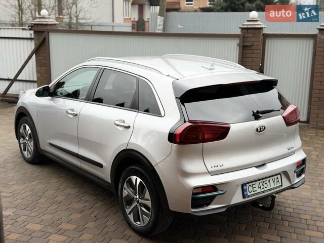 Сірий Кіа Niro, об'ємом двигуна 0 л та пробігом 71 тис. км за 21999 $, фото 18 на Automoto.ua