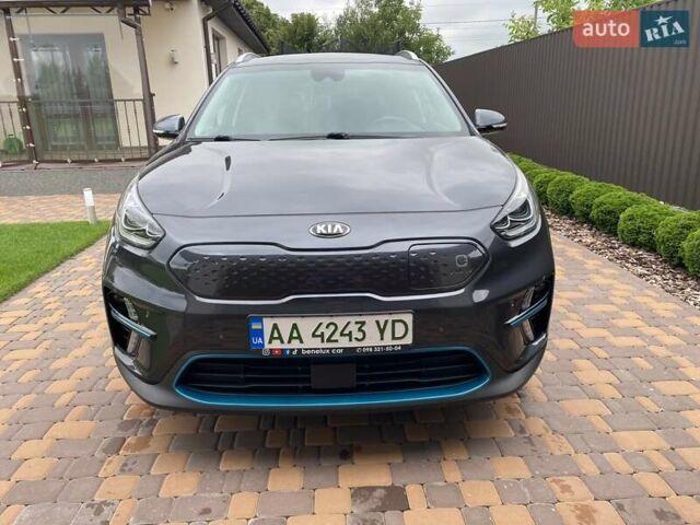 Серый Киа Niro, объемом двигателя 0 л и пробегом 117 тыс. км за 20470 $, фото 1 на Automoto.ua