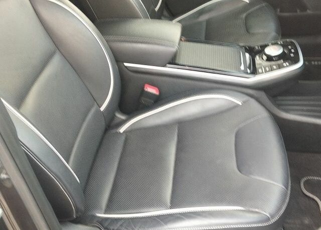 Серый Киа Niro, объемом двигателя 0 л и пробегом 114 тыс. км за 18500 $, фото 3 на Automoto.ua