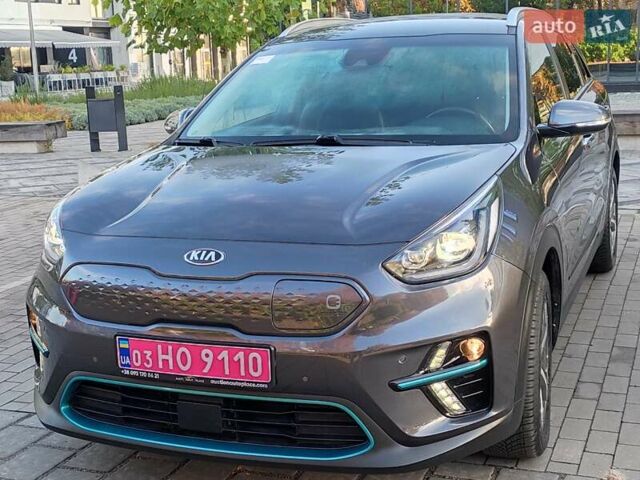 Киа Niro 2020 в Ровно на Automoto.ua Серый Киа Niro, объемом двигателя 0 л и пробегом 125 тыс. км за 19850 $, фото 43 на Automoto.ua
