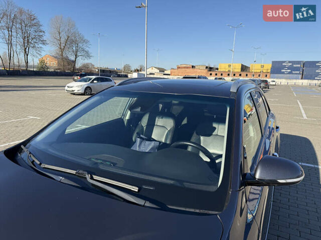 Сірий Кіа Niro, об'ємом двигуна 0 л та пробігом 87 тис. км за 18500 $, фото 26 на Automoto.ua