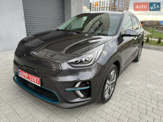 Кіа Niro 2020 у Вінниці на Automoto.ua Сірий Кіа Niro, об'ємом двигуна 0 л та пробігом 157 тис. км за 19500 $, фото 2 на Automoto.ua