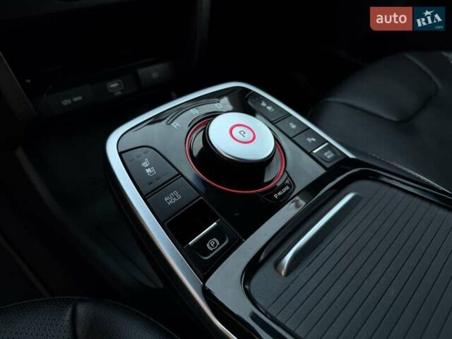 Сірий Кіа Niro, об'ємом двигуна 0 л та пробігом 118 тис. км за 20499 $, фото 58 на Automoto.ua