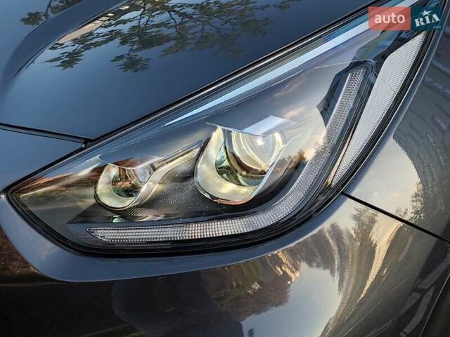 Киа Niro 2020 в Ровно на Automoto.ua Серый Киа Niro, объемом двигателя 0 л и пробегом 125 тыс. км за 19850 $, фото 7 на Automoto.ua