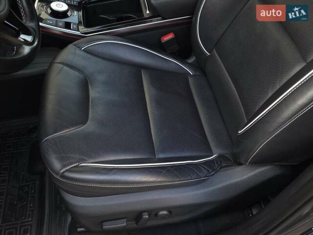 Серый Киа Niro, объемом двигателя 0 л и пробегом 144 тыс. км за 17250 $, фото 22 на Automoto.ua