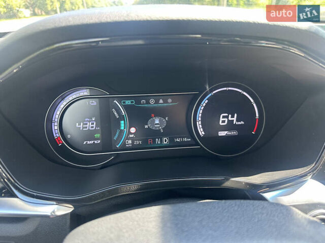 Сірий Кіа Niro, об'ємом двигуна 0 л та пробігом 143 тис. км за 17900 $, фото 74 на Automoto.ua