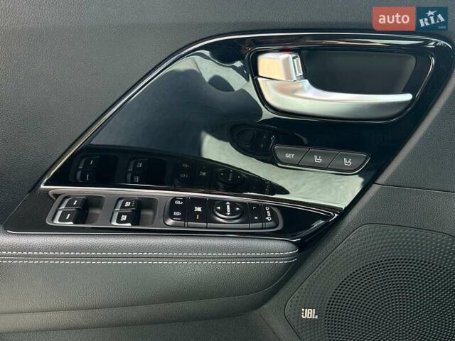 Сірий Кіа Niro, об'ємом двигуна 0 л та пробігом 97 тис. км за 22600 $, фото 20 на Automoto.ua