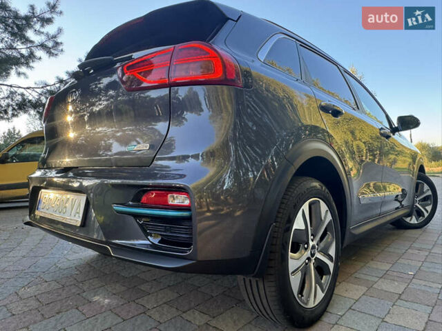 Серый Киа Niro, объемом двигателя 0 л и пробегом 149 тыс. км за 19900 $, фото 12 на Automoto.ua