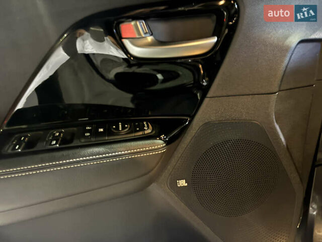 Серый Киа Niro, объемом двигателя 0 л и пробегом 116 тыс. км за 17999 $, фото 27 на Automoto.ua