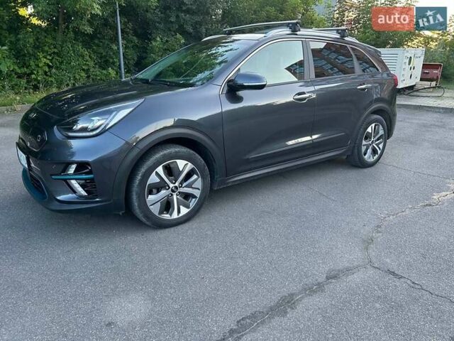 Серый Киа Niro, объемом двигателя 0 л и пробегом 160 тыс. км за 19200 $, фото 17 на Automoto.ua
