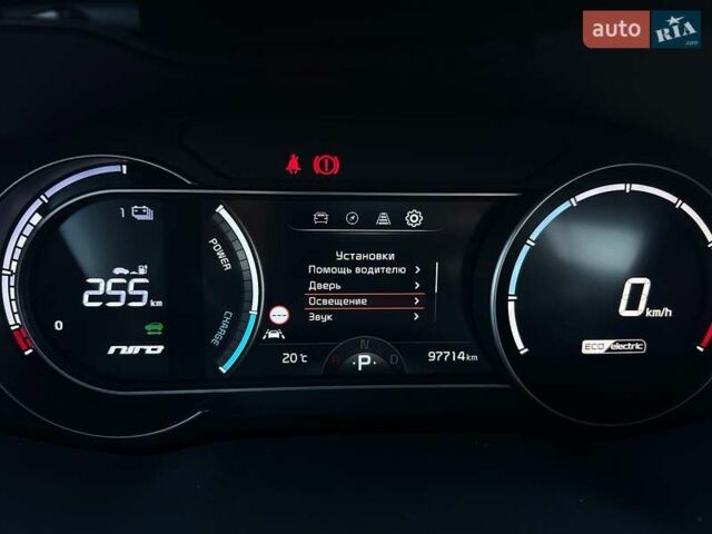 Серый Киа Niro, объемом двигателя 0 л и пробегом 97 тыс. км за 23200 $, фото 45 на Automoto.ua