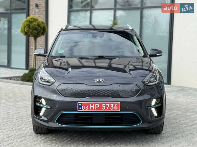 Серый Киа Niro, объемом двигателя 0 л и пробегом 139 тыс. км за 18900 $, фото 16 на Automoto.ua