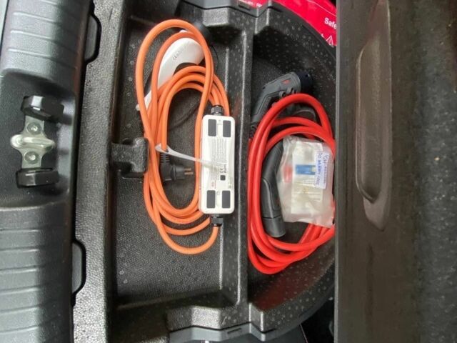 Киа Niro 2020 в Тернополе на Automoto.ua Серый Киа Niro, объемом двигателя 0 л и пробегом 149 тыс. км за 18700 $, фото 14 на Automoto.ua