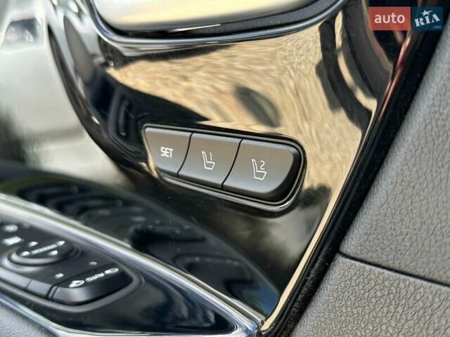 Сірий Кіа Niro, об'ємом двигуна 0 л та пробігом 97 тис. км за 22600 $, фото 21 на Automoto.ua