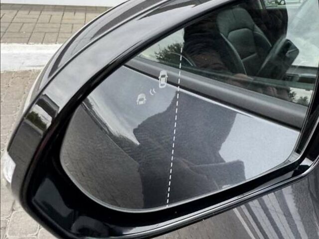 Серый Киа Niro, объемом двигателя 0 л и пробегом 147 тыс. км за 18800 $, фото 9 на Automoto.ua