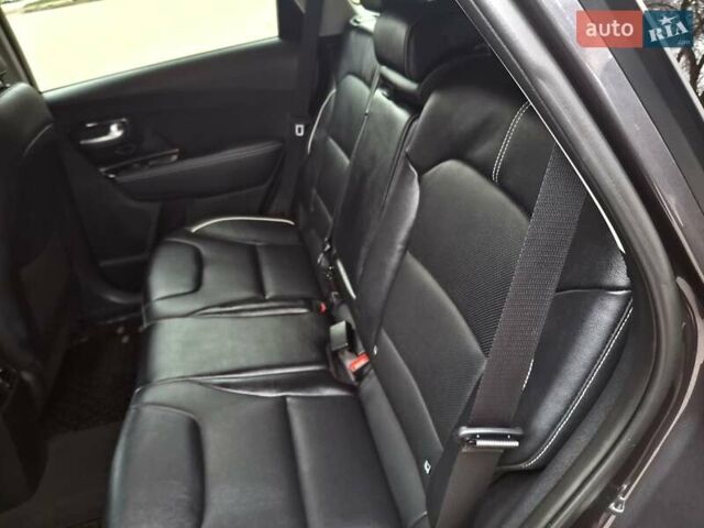 Серый Киа Niro, объемом двигателя 0 л и пробегом 115 тыс. км за 20300 $, фото 26 на Automoto.ua