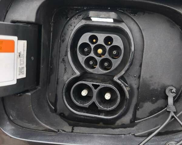 Серый Киа Niro, объемом двигателя 0 л и пробегом 58 тыс. км за 23800 $, фото 11 на Automoto.ua