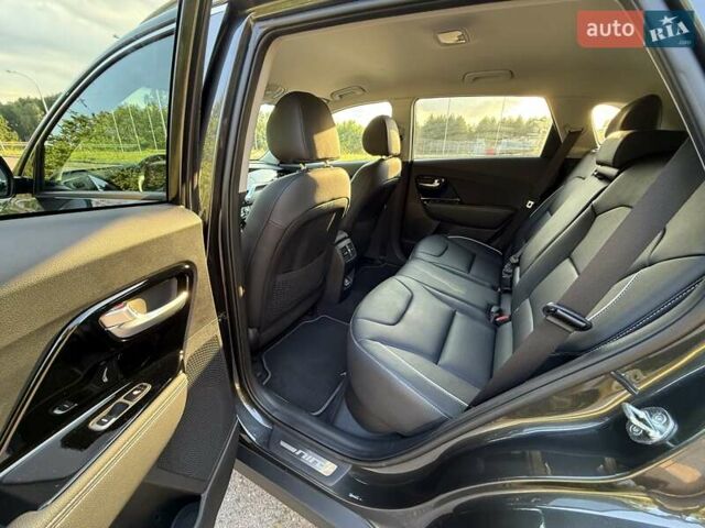Серый Киа Niro, объемом двигателя 0 л и пробегом 57 тыс. км за 23299 $, фото 37 на Automoto.ua