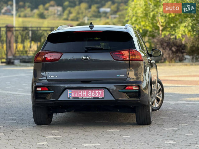 Серый Киа Niro, объемом двигателя 0 л и пробегом 145 тыс. км за 18800 $, фото 34 на Automoto.ua