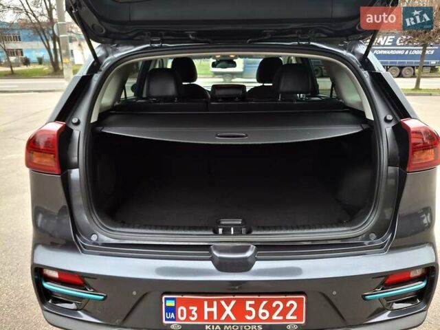 Серый Киа Niro, объемом двигателя 0 л и пробегом 115 тыс. км за 20300 $, фото 28 на Automoto.ua