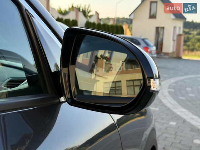 Серый Киа Niro, объемом двигателя 0 л и пробегом 145 тыс. км за 18800 $, фото 101 на Automoto.ua