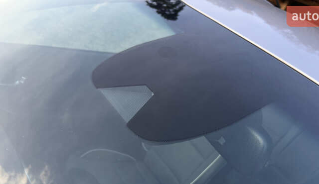 Серый Киа Niro, объемом двигателя 0 л и пробегом 72 тыс. км за 19750 $, фото 74 на Automoto.ua