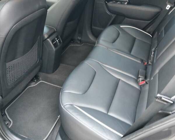 Серый Киа Niro, объемом двигателя 0 л и пробегом 85 тыс. км за 18750 $, фото 17 на Automoto.ua