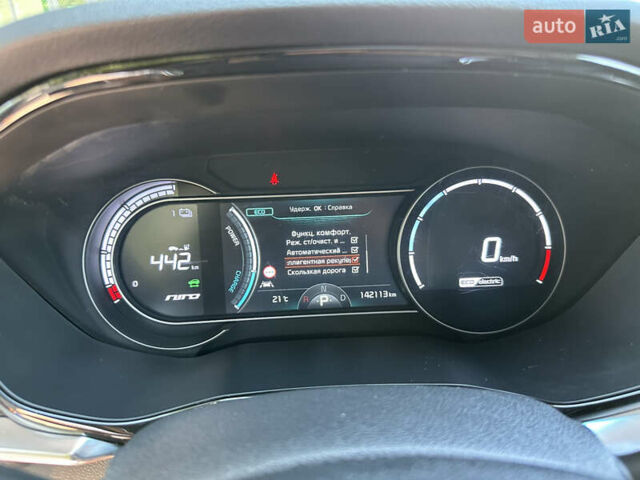 Сірий Кіа Niro, об'ємом двигуна 0 л та пробігом 143 тис. км за 17900 $, фото 49 на Automoto.ua