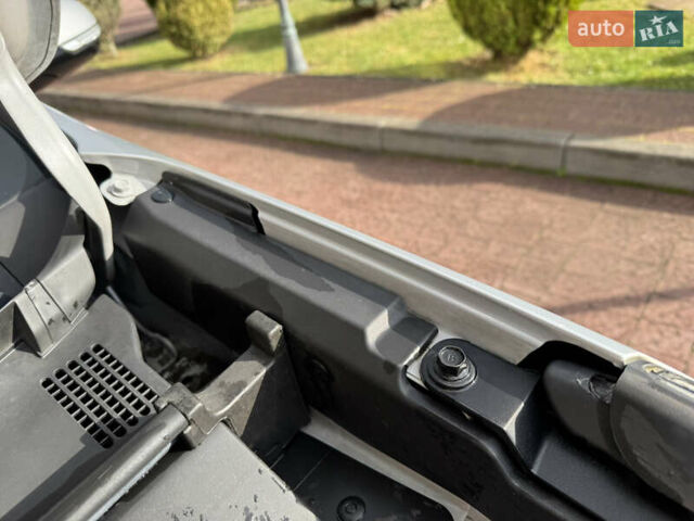 Серый Киа Niro, объемом двигателя 0 л и пробегом 118 тыс. км за 19350 $, фото 133 на Automoto.ua