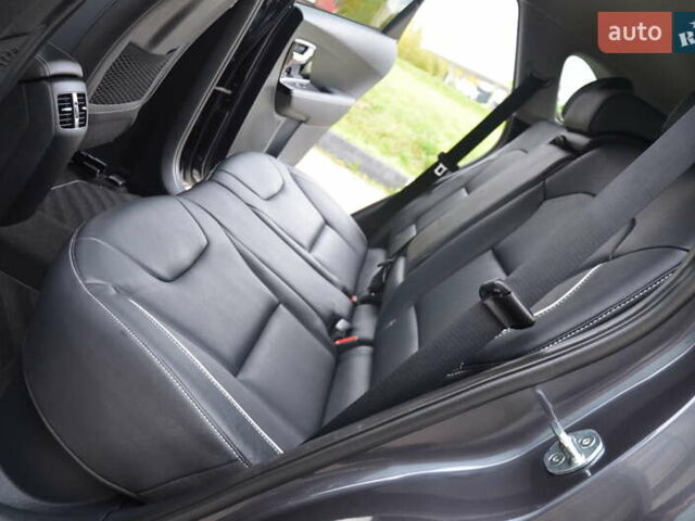 Серый Киа Niro, объемом двигателя 0 л и пробегом 77 тыс. км за 19950 $, фото 48 на Automoto.ua