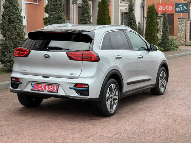 Серый Киа Niro, объемом двигателя 0 л и пробегом 118 тыс. км за 19350 $, фото 50 на Automoto.ua
