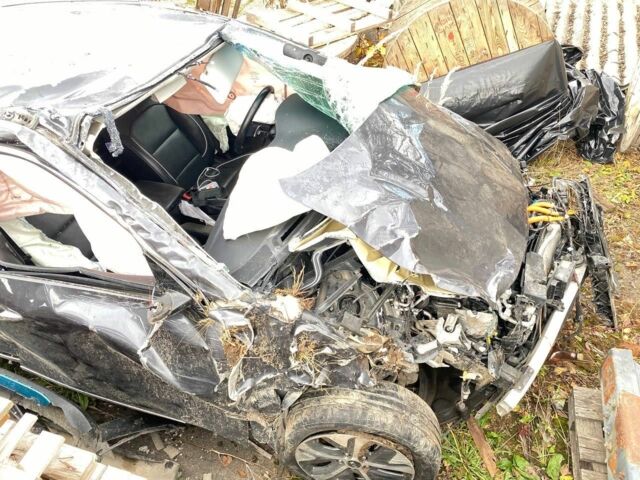 Серый Киа Niro, объемом двигателя 0 л и пробегом 90 тыс. км за 6000 $, фото 4 на Automoto.ua