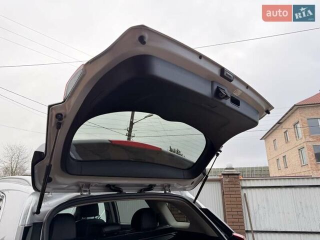 Сірий Кіа Niro, об'ємом двигуна 0 л та пробігом 71 тис. км за 21999 $, фото 79 на Automoto.ua