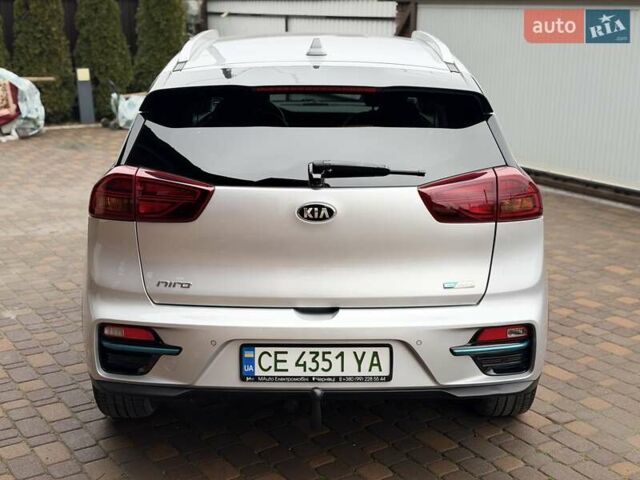 Сірий Кіа Niro, об'ємом двигуна 0 л та пробігом 71 тис. км за 21999 $, фото 14 на Automoto.ua