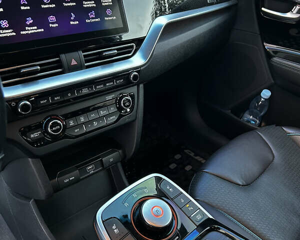 Киа Niro 2020 в Трускавце на Automoto.ua Серый Киа Niro, объемом двигателя 0 л и пробегом 74 тыс. км за 24500 $, фото 7 на Automoto.ua