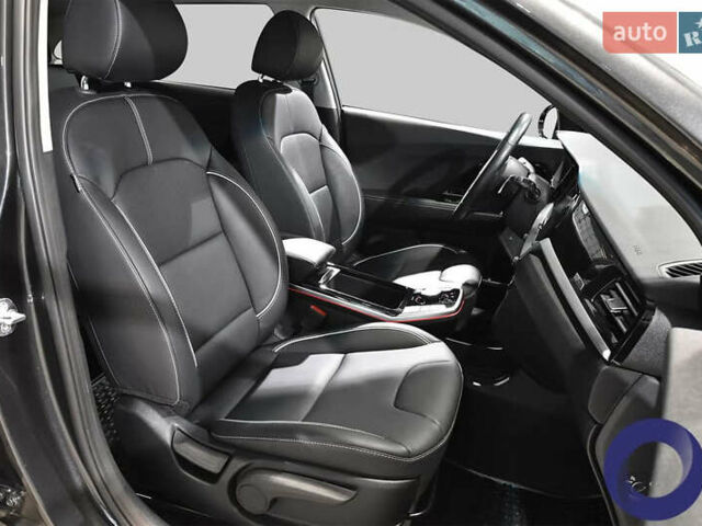 Серый Киа Niro, объемом двигателя 0 л и пробегом 146 тыс. км за 20747 $, фото 25 на Automoto.ua