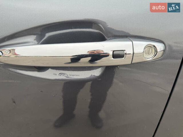 Серый Киа Niro, объемом двигателя 0 л и пробегом 158 тыс. км за 17750 $, фото 32 на Automoto.ua