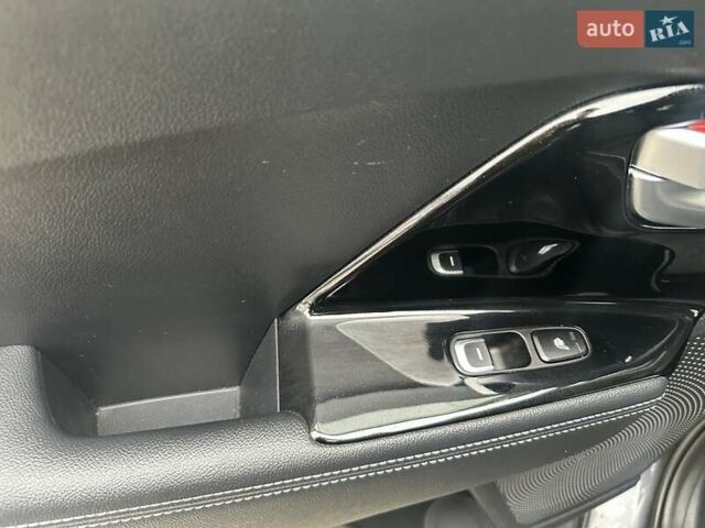 Серый Киа Niro, объемом двигателя 0 л и пробегом 117 тыс. км за 19700 $, фото 17 на Automoto.ua