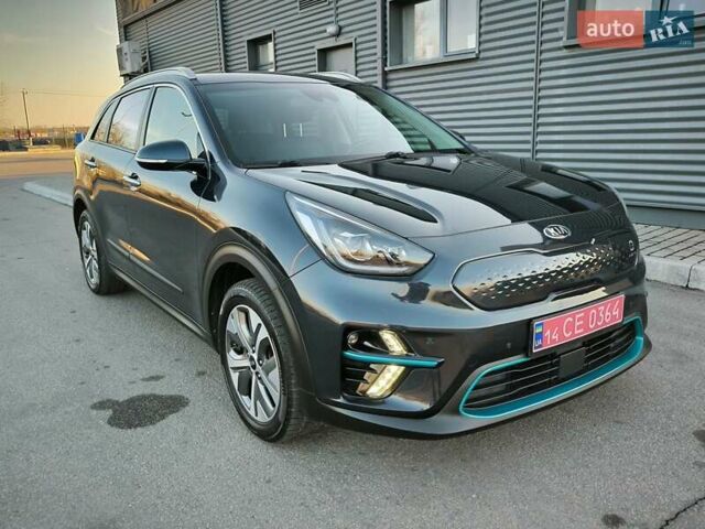 Сірий Кіа Niro, об'ємом двигуна 0 л та пробігом 96 тис. км за 16900 $, фото 24 на Automoto.ua