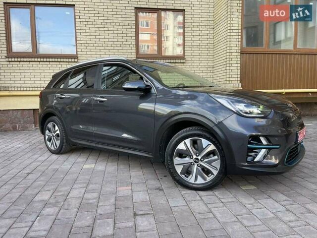 Серый Киа Niro, объемом двигателя 0 л и пробегом 125 тыс. км за 19250 $, фото 15 на Automoto.ua