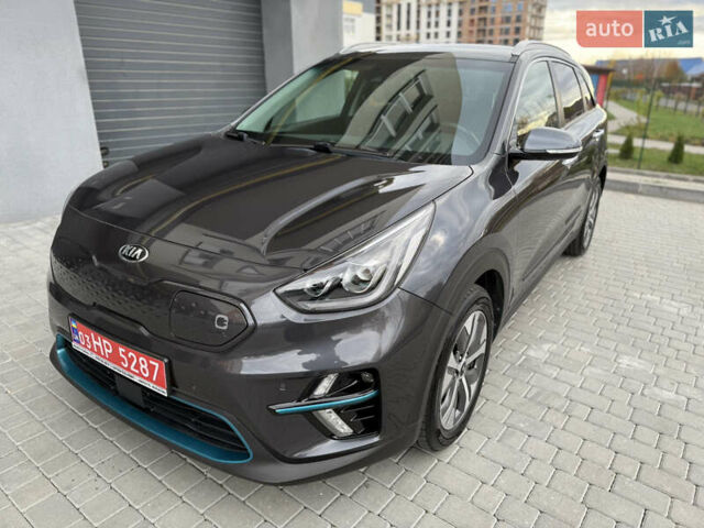 Кіа Niro 2020 у Вінниці на Automoto.ua Сірий Кіа Niro, об'ємом двигуна 0 л та пробігом 157 тис. км за 19500 $, фото 3 на Automoto.ua
