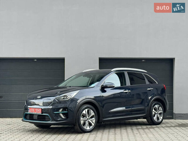 Серый Киа Niro, объемом двигателя 0 л и пробегом 156 тыс. км за 18500 $, фото 34 на Automoto.ua