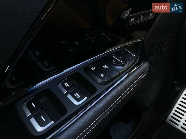 Серый Киа Niro, объемом двигателя 0 л и пробегом 58 тыс. км за 23200 $, фото 29 на Automoto.ua