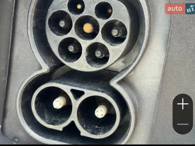 Серый Киа Niro, объемом двигателя 0 л и пробегом 90 тыс. км за 19900 $, фото 35 на Automoto.ua