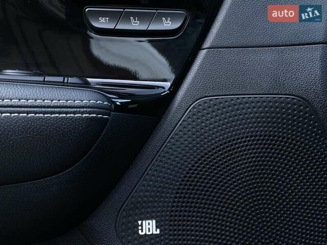 Сірий Кіа Niro, об'ємом двигуна 0 л та пробігом 88 тис. км за 22500 $, фото 2 на Automoto.ua