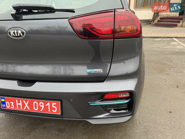 Серый Киа Niro, объемом двигателя 0 л и пробегом 158 тыс. км за 17750 $, фото 37 на Automoto.ua