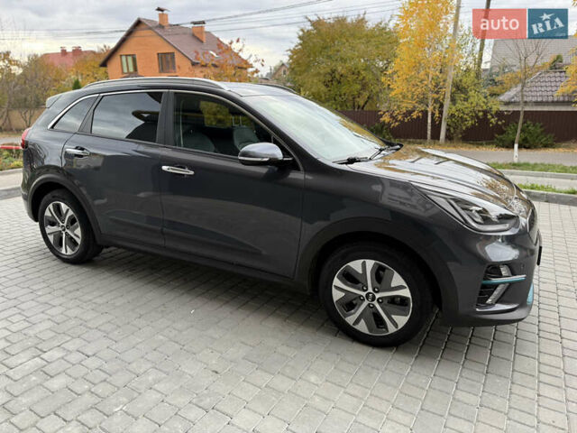 Кіа Niro 2020 у Вінниці на Automoto.ua Сірий Кіа Niro, об'ємом двигуна 0 л та пробігом 157 тис. км за 19500 $, фото 15 на Automoto.ua