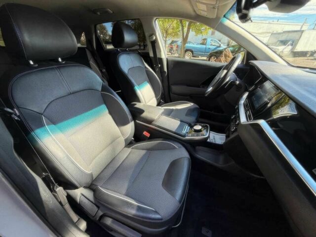 Сірий Кіа Niro, об'ємом двигуна 0 л та пробігом 40 тис. км за 7100 $, фото 9 на Automoto.ua