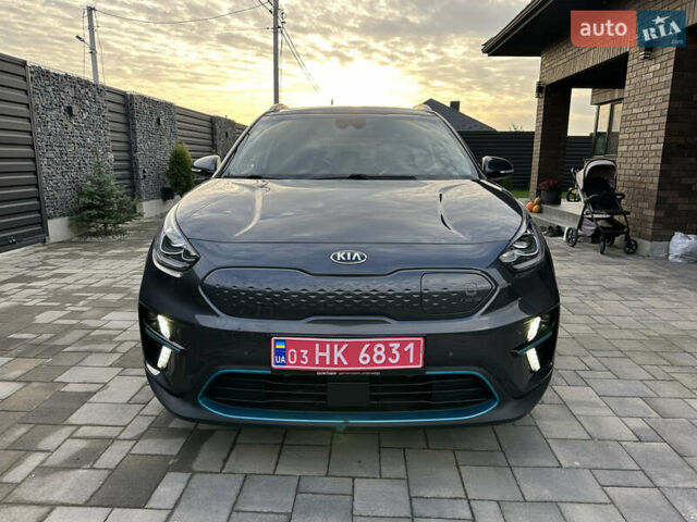 Киа Niro 2020 в Луцке на Automoto.ua Серый Киа Niro, объемом двигателя 0 л и пробегом 130 тыс. км за 19900 $, фото 1 на Automoto.ua