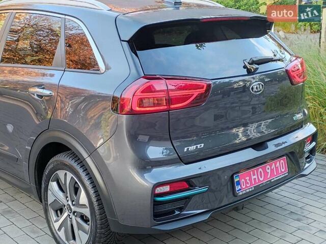 Киа Niro 2020 в Ровно на Automoto.ua Серый Киа Niro, объемом двигателя 0 л и пробегом 125 тыс. км за 19850 $, фото 16 на Automoto.ua